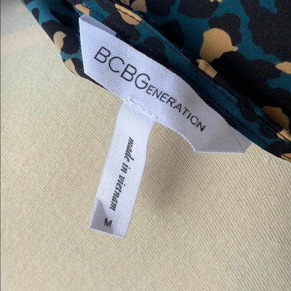 BCBGeneration Teal Leopard Print True Wrap Blouse - Picture 9 of 9